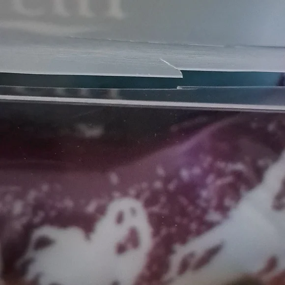 Breyer Spectre Halloween Traditional Model #1876 Glows In The Dark - Picture 8 of 13